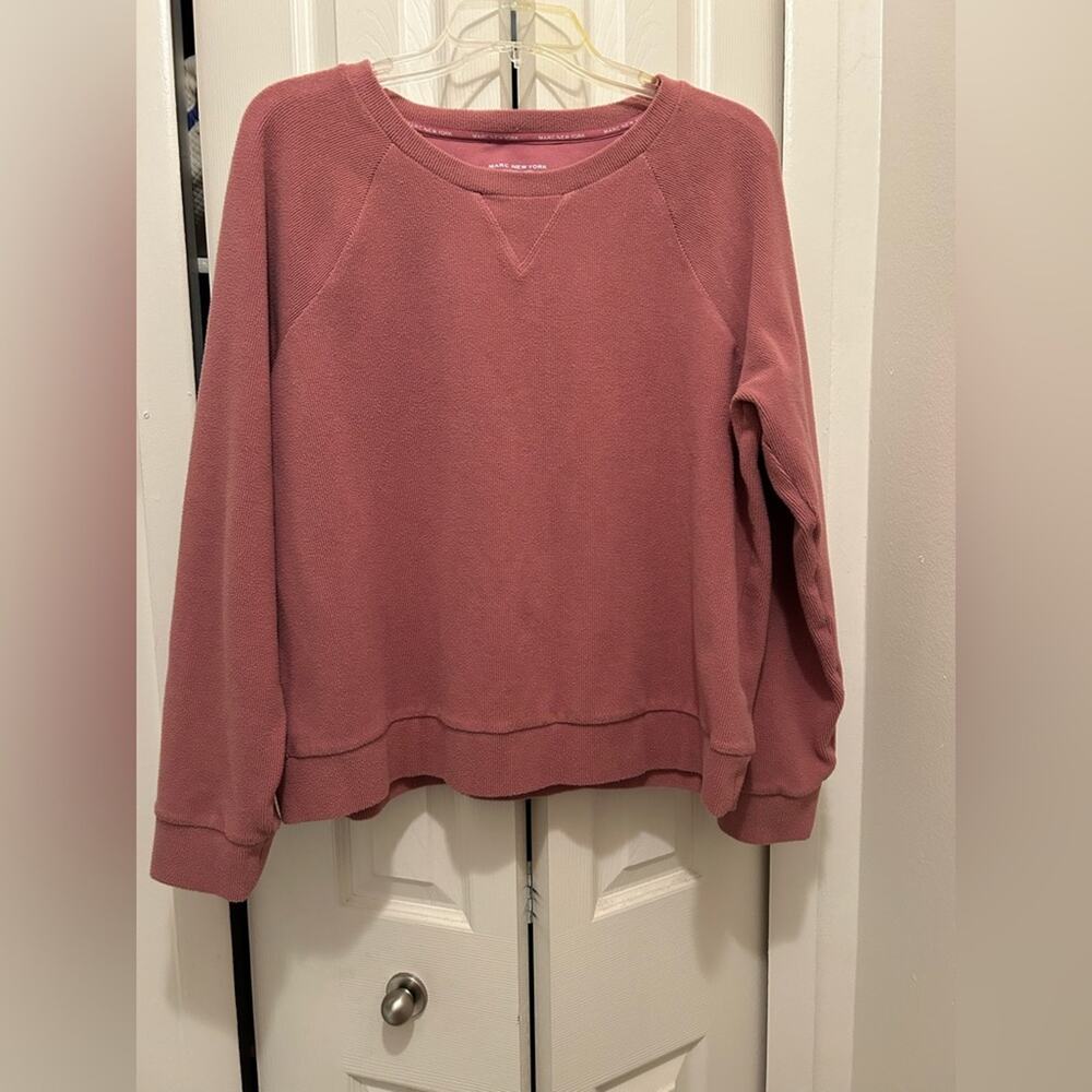 Marc New York Crewneck, slip on sweatshirt, size large.